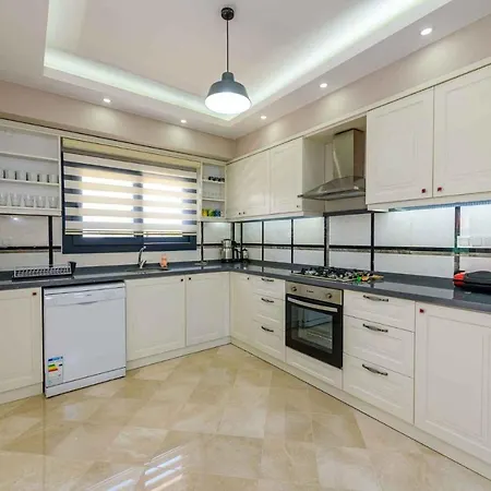 Exclusive With Private Pool, 1002 Βίλα Φετιγιέ