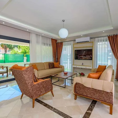 Exclusive With Private Pool, 1002 فيلة فتحية