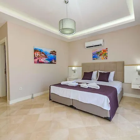 فيلة Exclusive With Private Pool, 1002 *