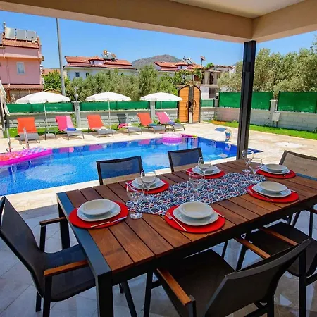 Exclusive With Private Pool, 1002 فيلة *